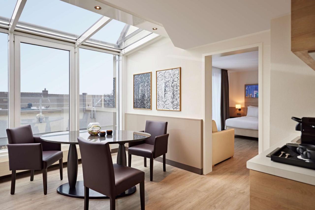 Hotel Lindner Airport 4*