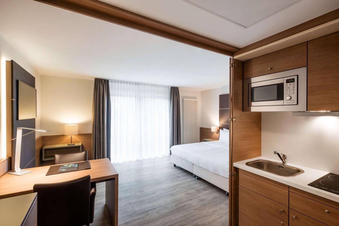 Lindner Airport 4*