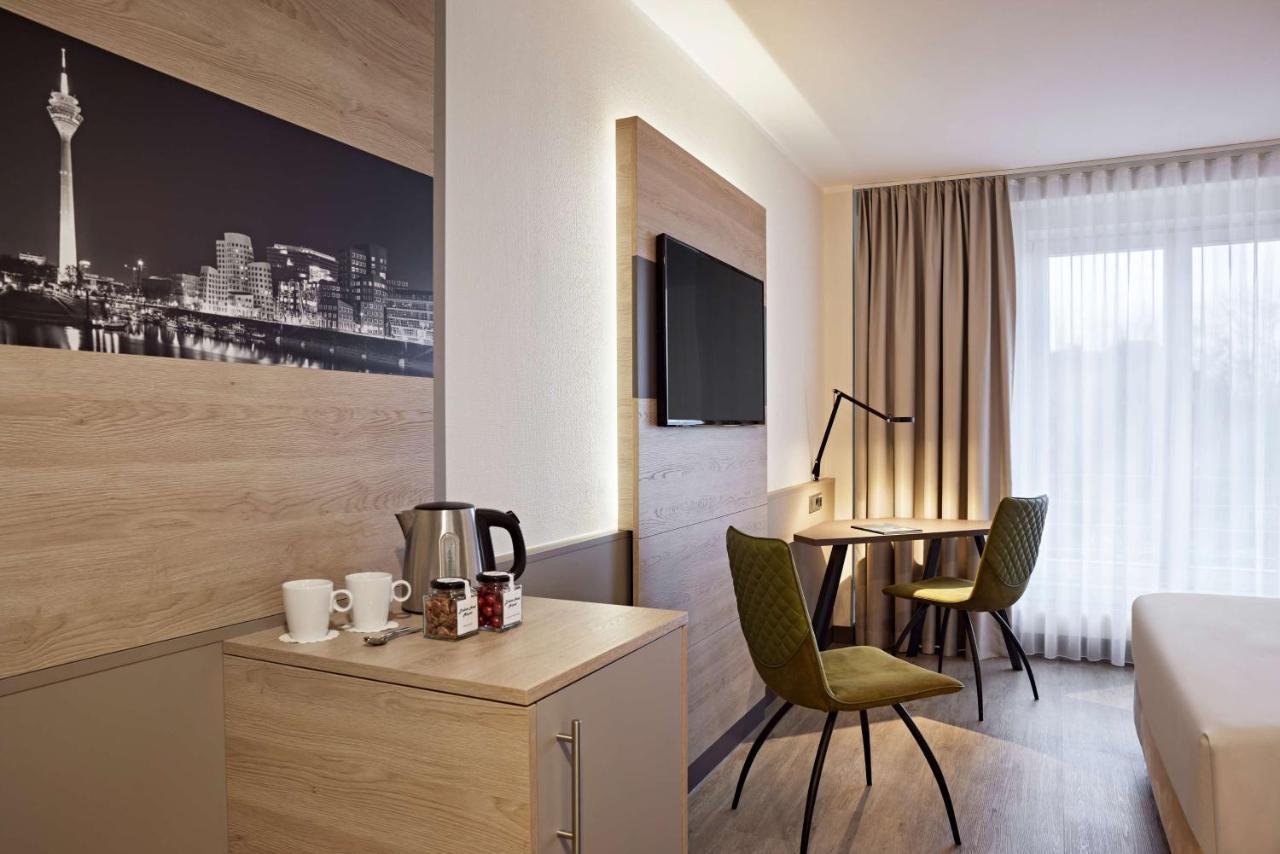 Lindner Airport Hotel 4*